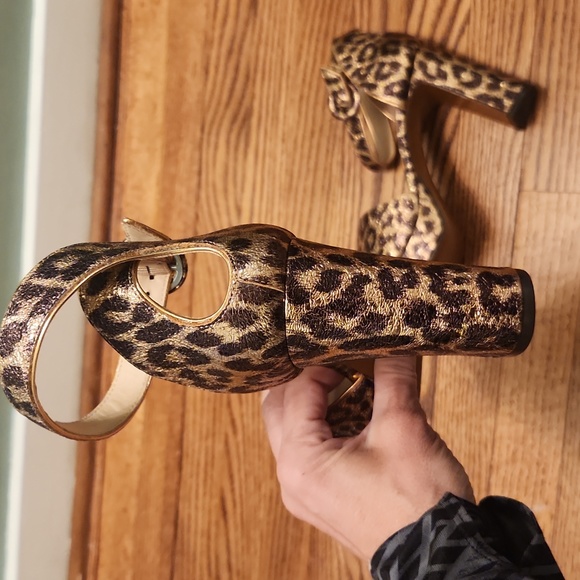 Kate Spade Metalic Copper Animal Print Block Heel Shoes NEW 9.5 - Picture 6 of 12